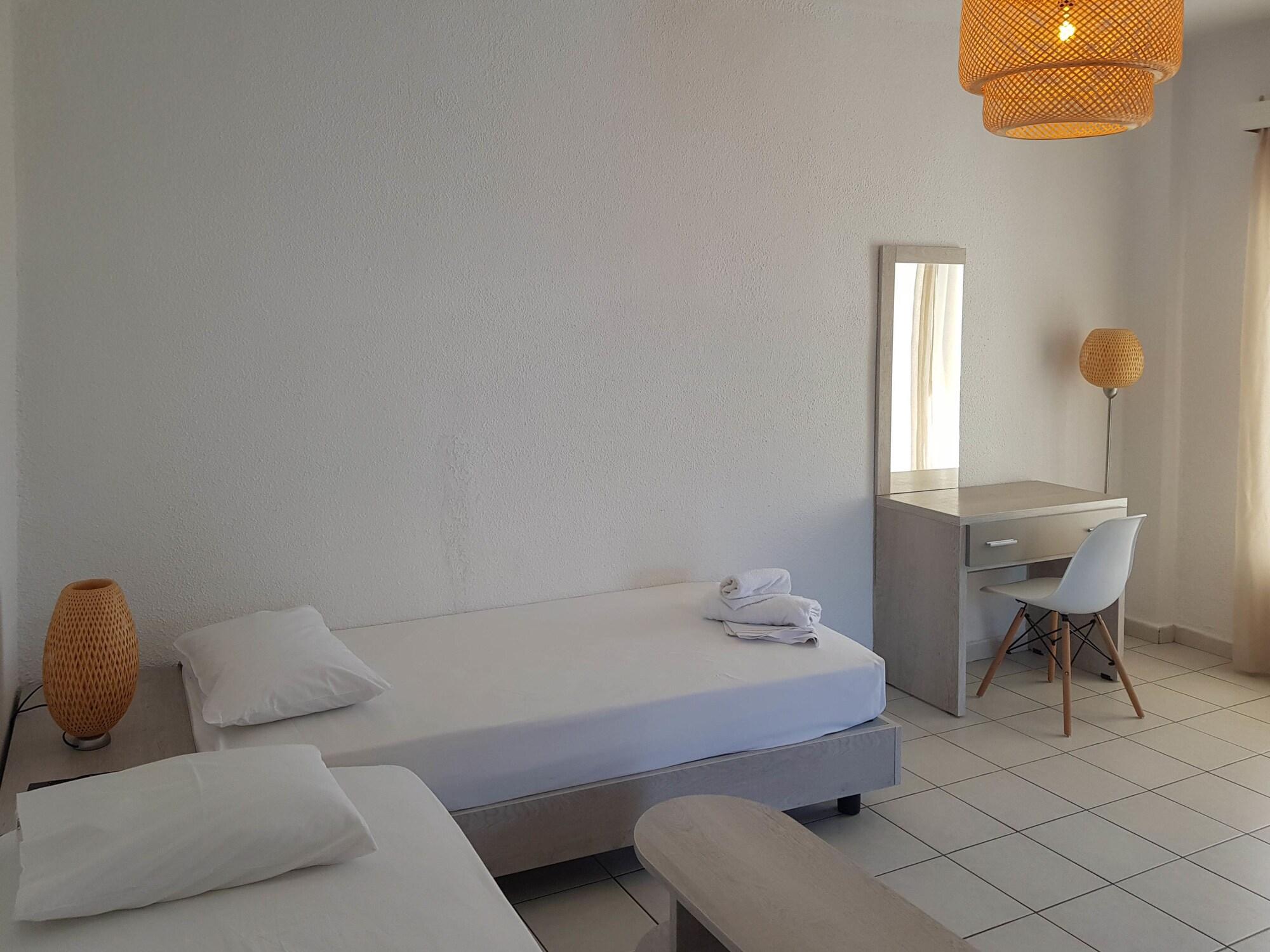 Alkinoos Hotel